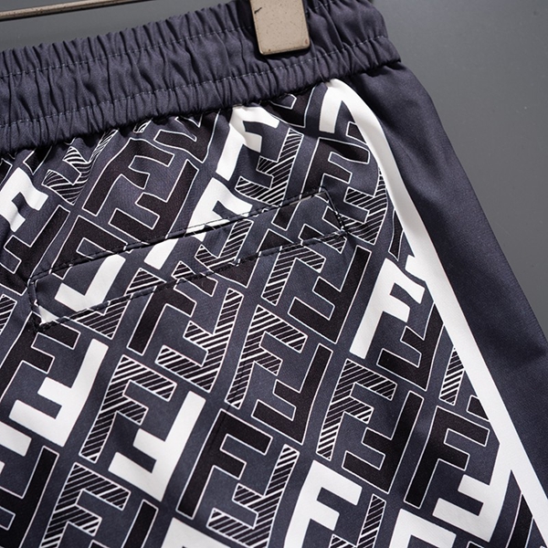 ブランドハーフパンツ全体デザイン